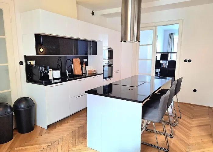 Nora - Old Town Apartament *